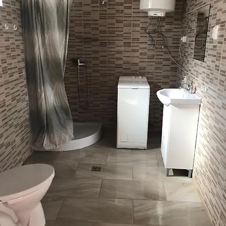 Apartmanhaz Apartment
